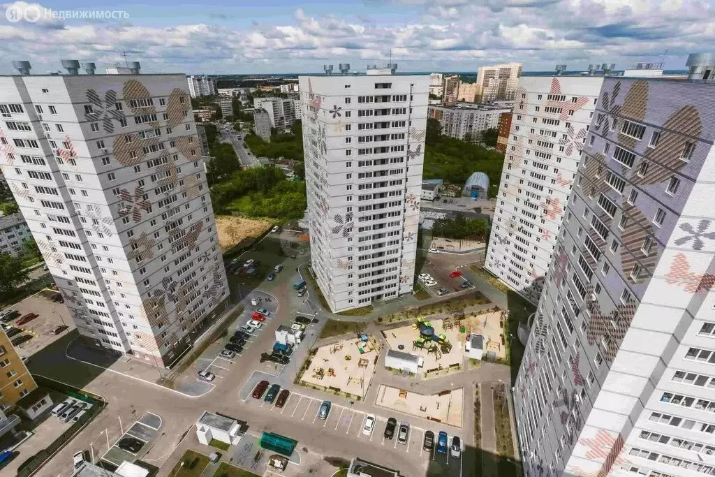 2-комнатная квартира: Тюмень, Таврическая улица, 9к5 (68.3 м) - Фото 0