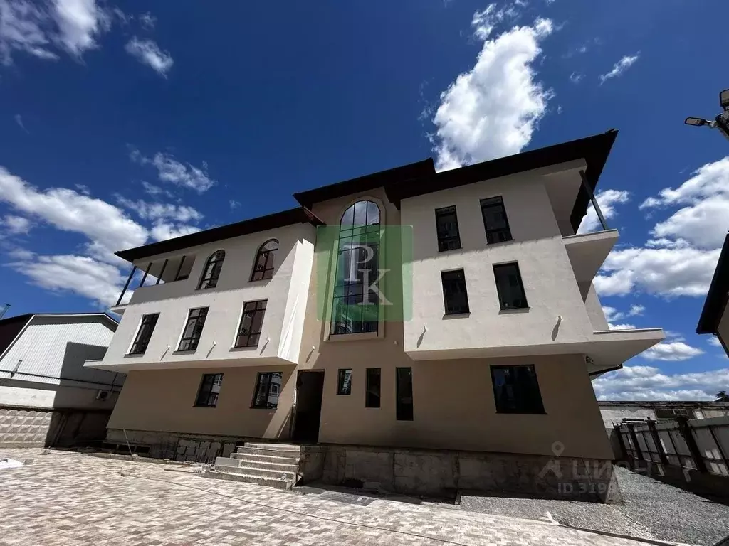 Помещение свободного назначения в Крым, Симферополь ул. Караманова, 8 ... - Фото 1