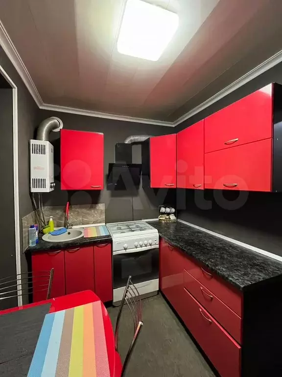 2-к. квартира, 42 м, 5/5 эт. - Фото 1