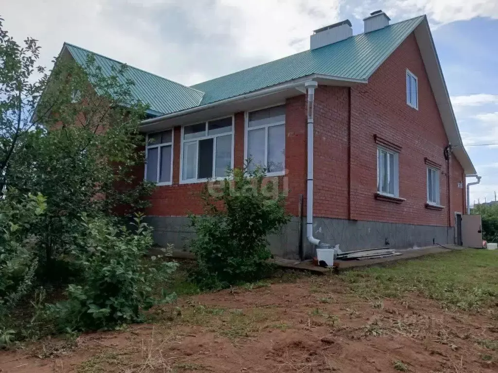 Дом в Башкортостан, Бирск Крестьянский пер. (130 м) - Фото 1
