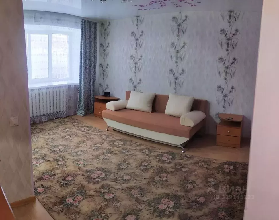 2-к кв. Удмуртия, Ижевск Зенитная ул., 7 (43.0 м) - Фото 0