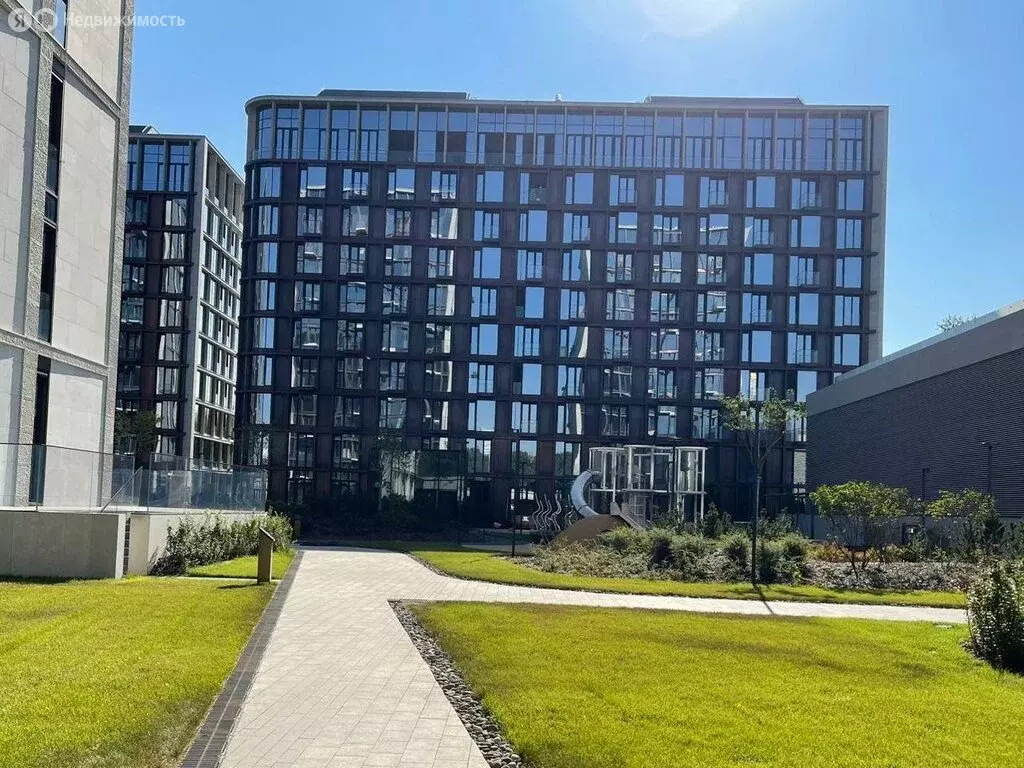 3-комнатная квартира: Москва, улица Братьев Фонченко, 1к8 (103 м) - Фото 0