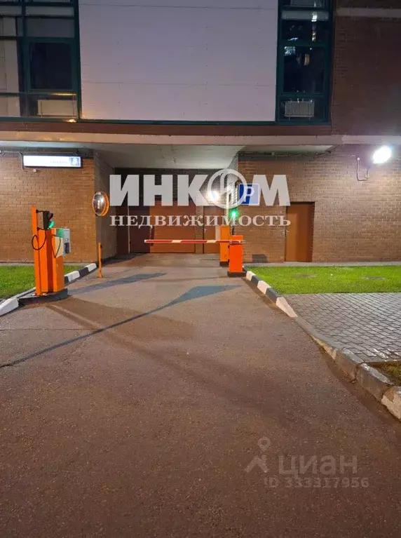 Гараж в Московская область, Красногорск бул. Космонавтов, 8 (13 м) - Фото 1