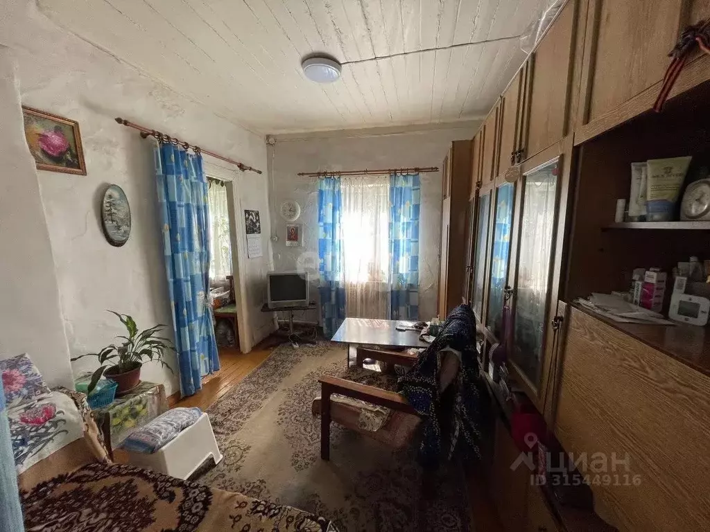 Дом в Свердловская область, Нижний Тагил Рудник имени 3-го ... - Фото 0