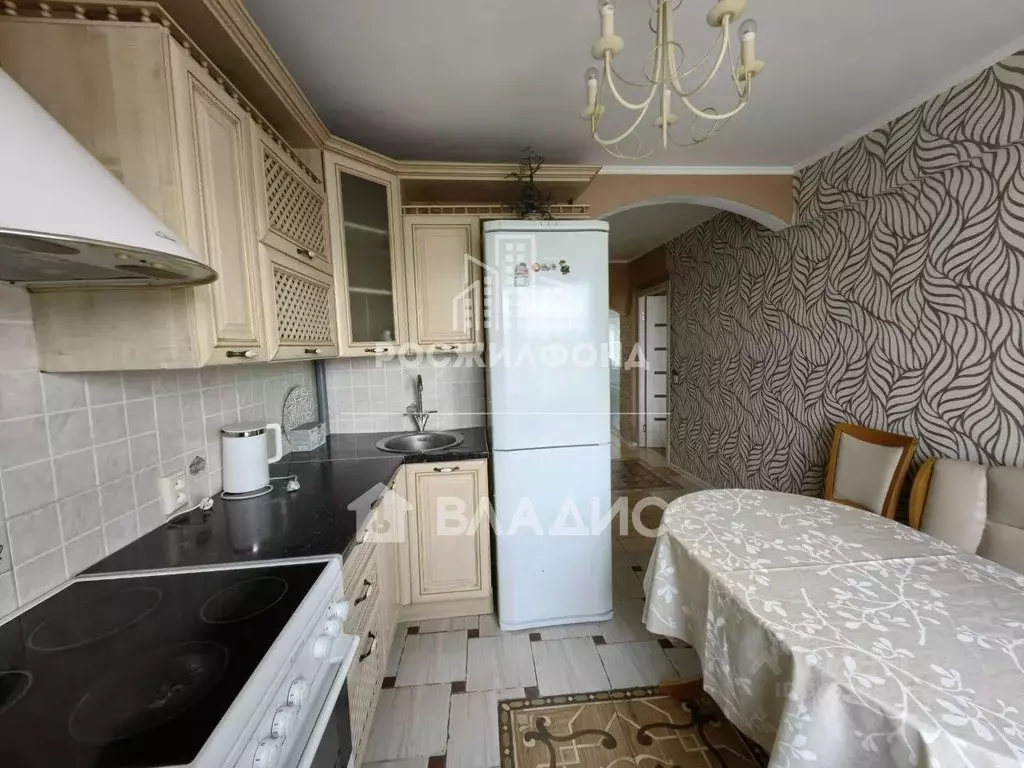 3-к кв. Забайкальский край, Чита 5-й мкр, 32Б (69.0 м) - Фото 1