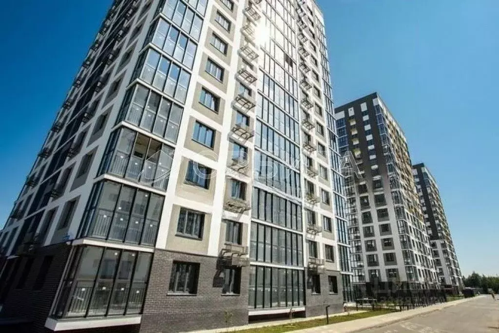 Студия Тюменская область, Тюмень Интернациональная ул., 197А (29.7 м) - Фото 1