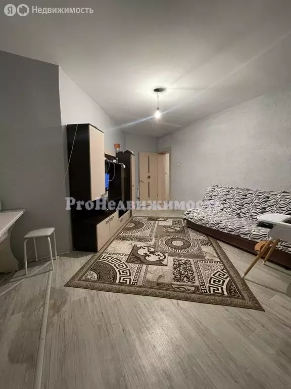 1-комнатная квартира: Кызыл, улица Калинина, 1Г (43.8 м) - Фото 1