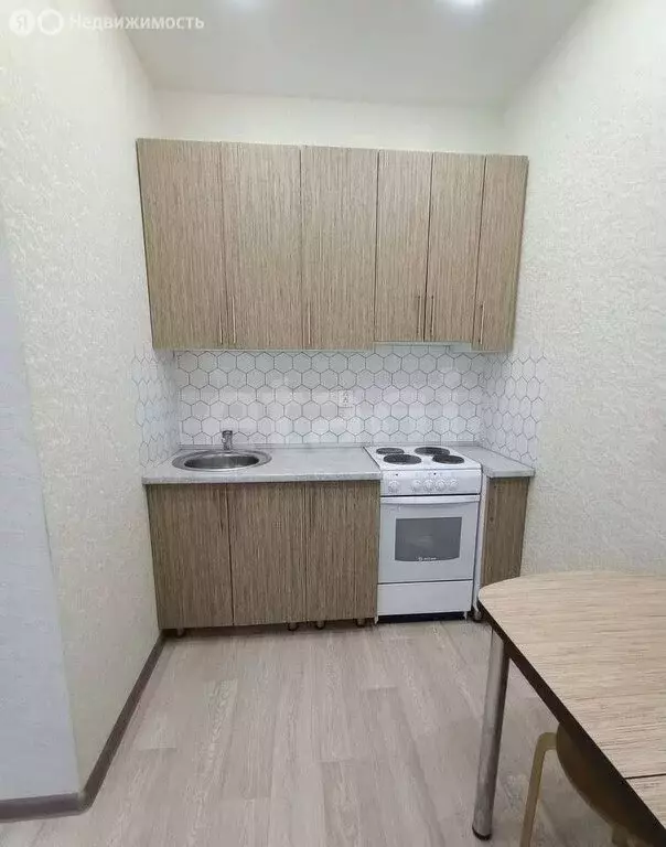 Квартира-студия: Набережные Челны, проспект Яшьлек, 8Б (20 м) - Фото 0