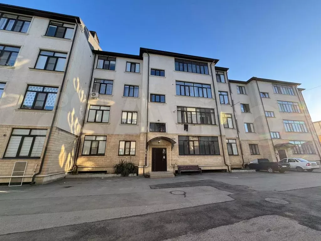 1-к. квартира, 38 м, 1/4 эт. - Фото 1