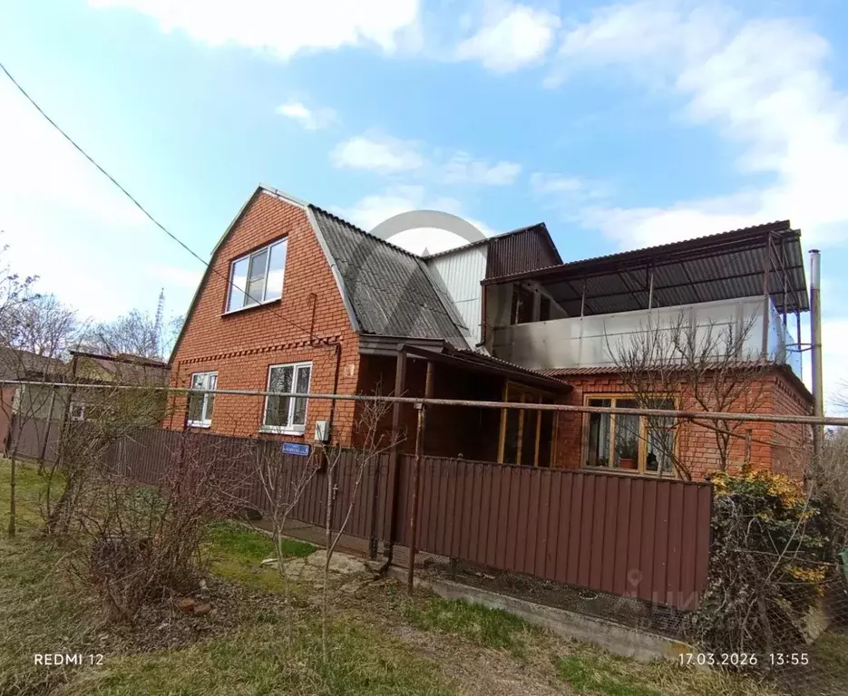 Дом в Краснодарский край, Хадыженск Апшеронский район, Комсомольская ... - Фото 1