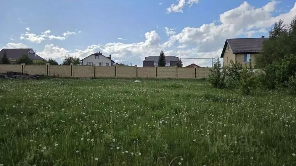 Участок в Свердловская область, Сысертский муниципальный округ, с. ... - Фото 1