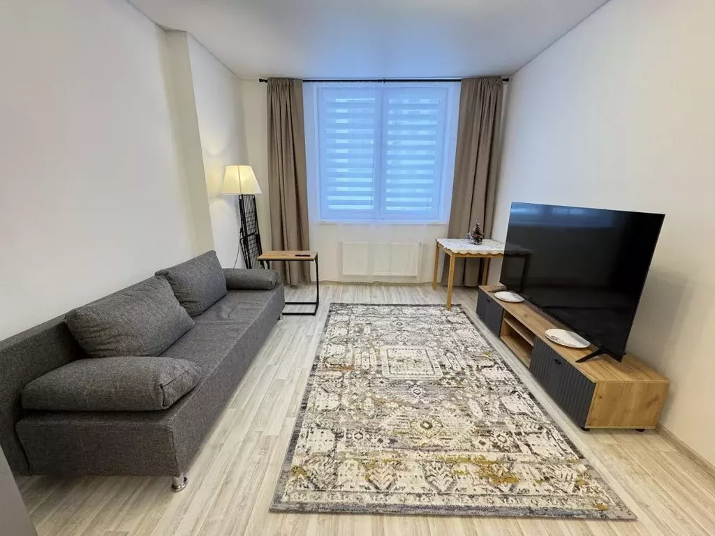 1-к кв. Свердловская область, Екатеринбург ул. Крауля, 170А (42.9 м) - Фото 2