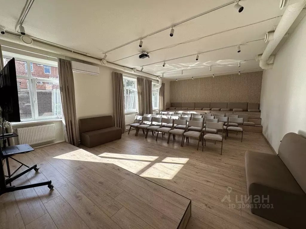 Офис в Краснодарский край, Краснодар Дубинка мкр, ул. Маяковского, 160 ... - Фото 1