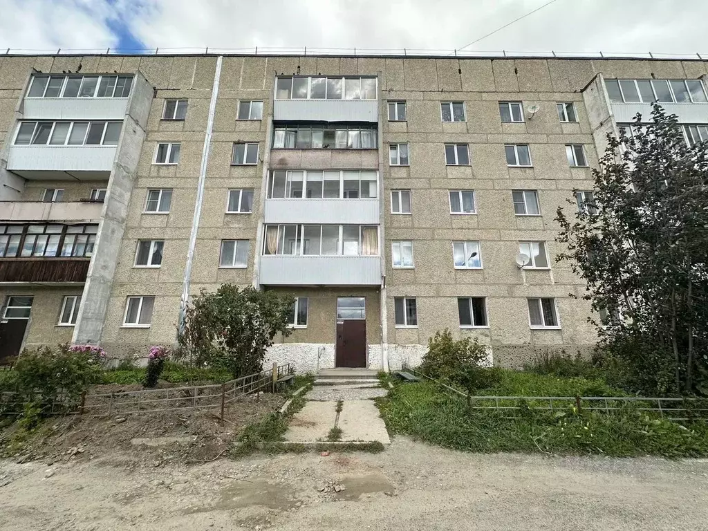 2-к кв. Свердловская область, Сысерть ул. Карла Маркса, 87 (53.0 м) - Фото 1