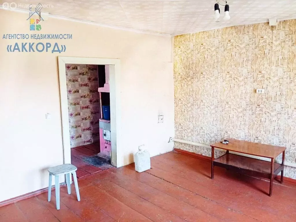 Дом в Бийск, улица Красильникова (38 м) - Фото 1