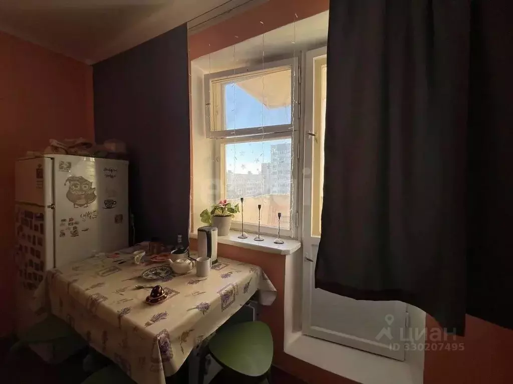 3-к кв. Крым, Щелкино Ленинский район, 60/2Б (68.5 м) - Фото 0