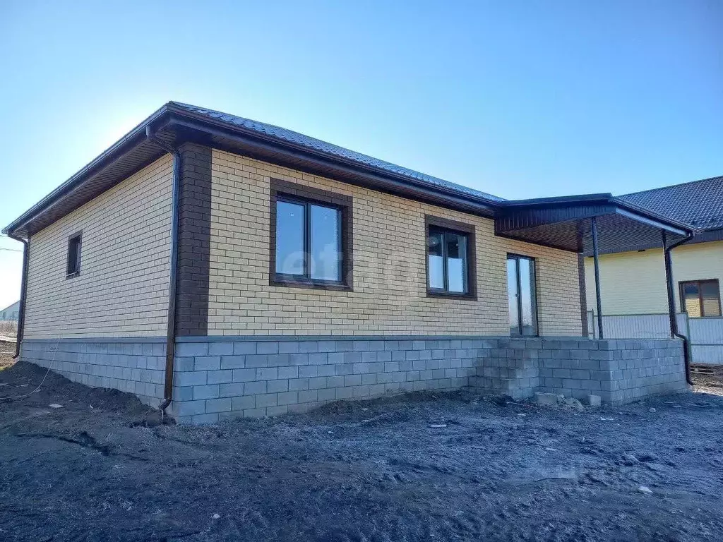 Дом в Белгородская область, Белгородский район, Разумное рп ул. ... - Фото 1