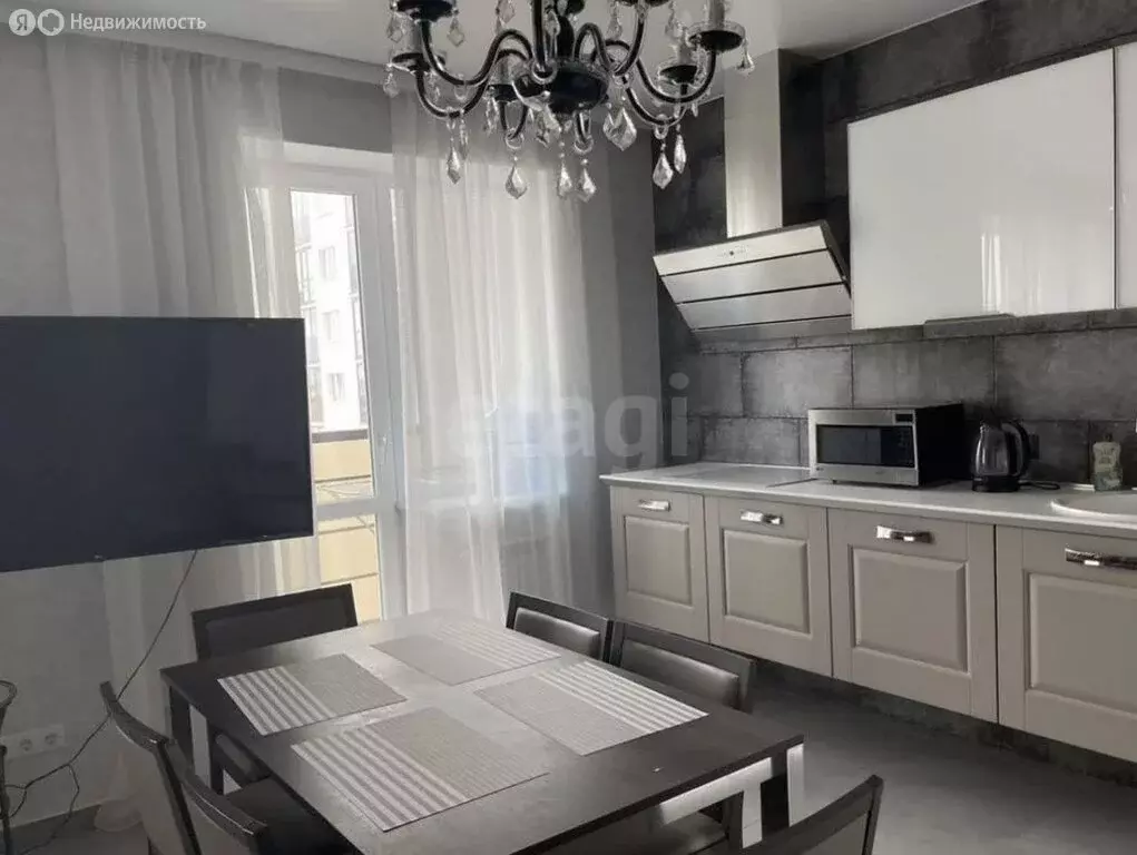 1-комнатная квартира: Воронеж, улица Ворошилова, 1/4 (42.1 м) - Фото 2