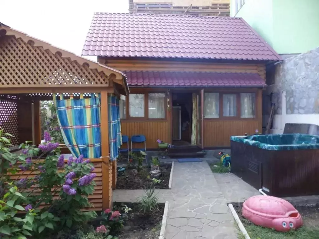 Дом в Крым, Алупка Ялта городской округ, ул. Щепкина, 15Б (65 м) - Фото 0