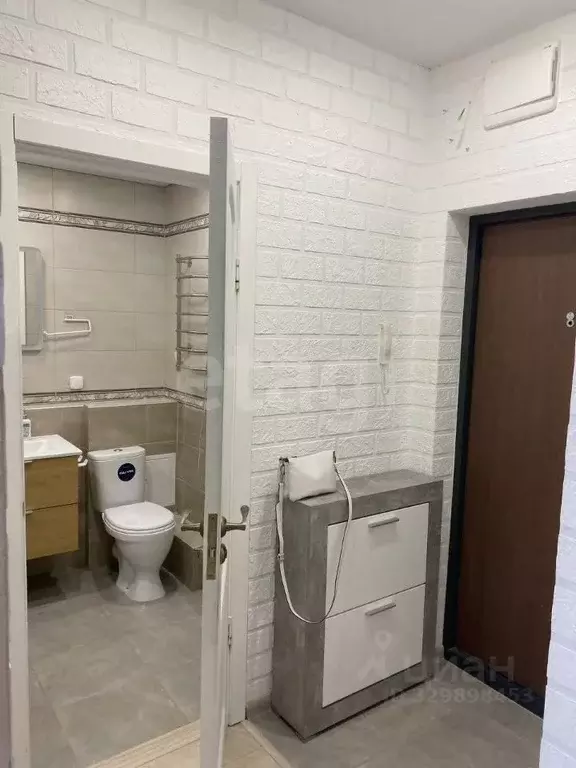 Студия Тюменская область, Тюмень ул. Газовиков, 73к1 (26.1 м) - Фото 1