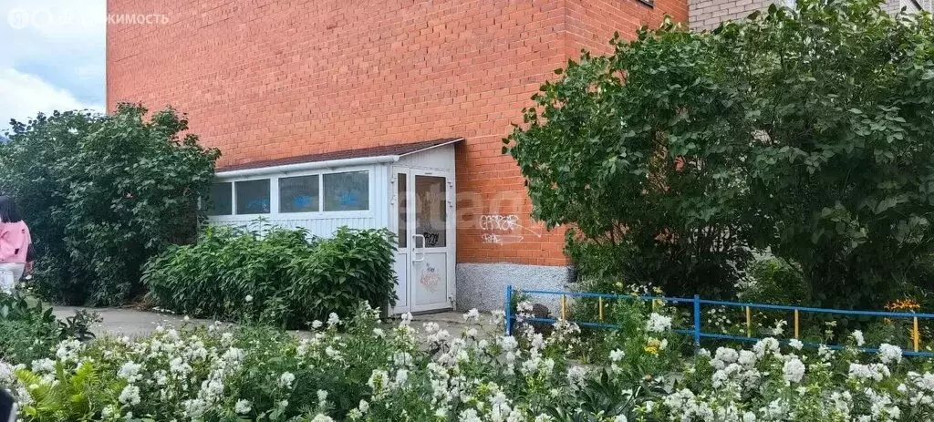 Торговая площадь (400 м) - Фото 2