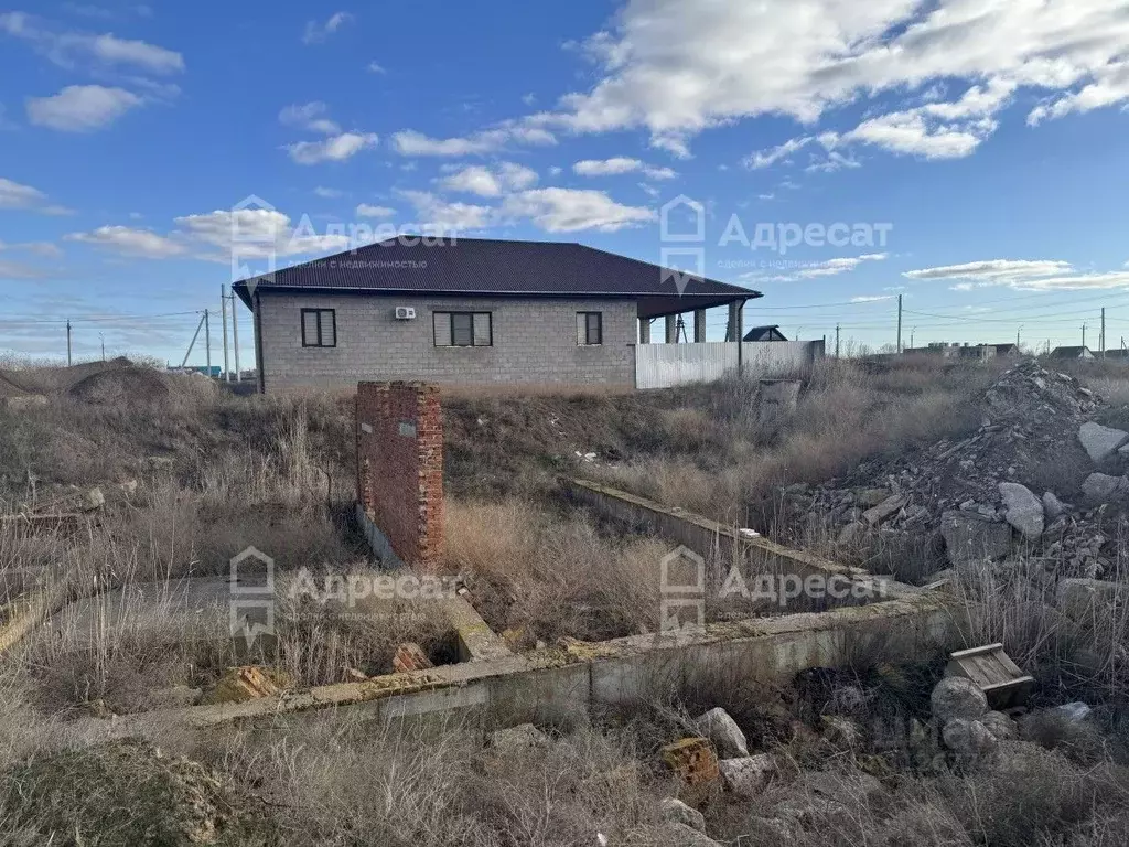 Участок в Волгоградская область, Светлоярский район, с. Большие ... - Фото 1