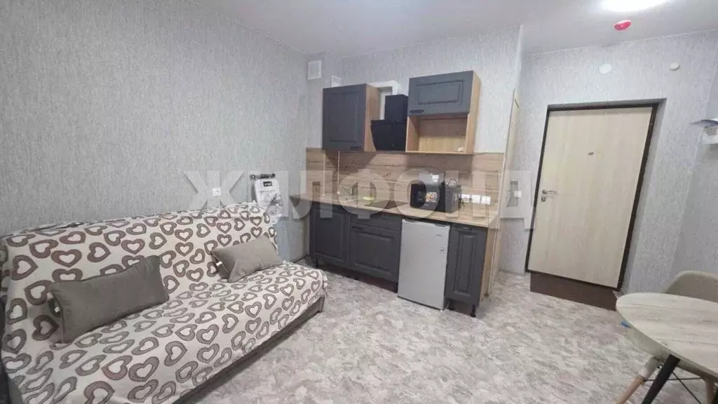 Студия Ханты-Мансийский АО, Когалым ул. Дорожников, 4 (19.0 м) - Фото 1