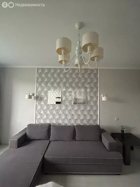 2-комнатная квартира: Калининград, Артиллерийская улица, 33А (60 м) - Фото 1