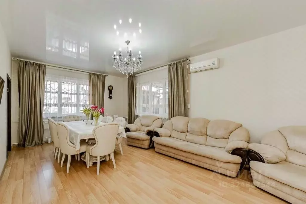 Дом в Краснодарский край, Краснодар ул. Бабушкина, 114 (173 м) - Фото 1