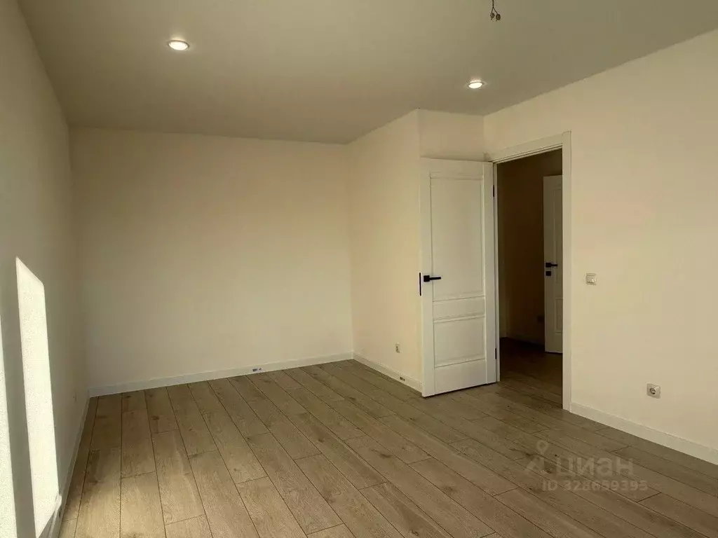 1-к кв. Новгородская область, Великий Новгород наб. Колмовская, 63 ... - Фото 2