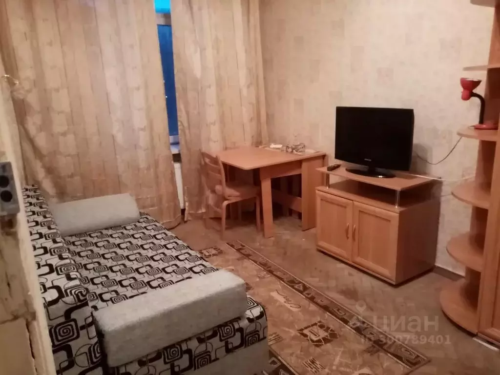 Комната Санкт-Петербург ул. Новостроек, 17 (13.0 м) - Фото 1