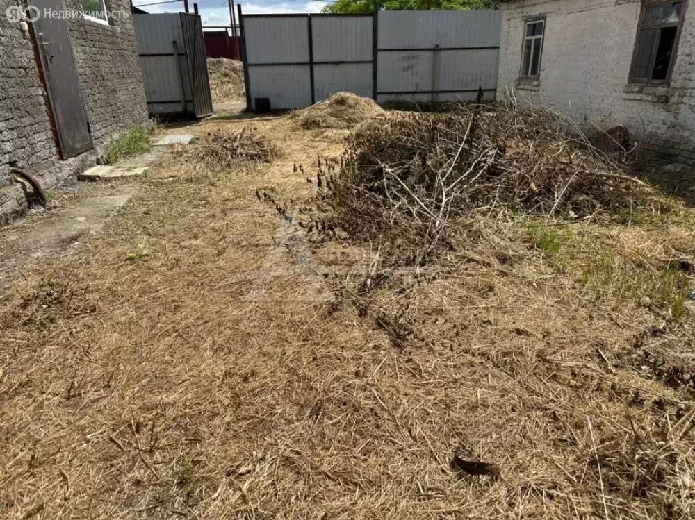 Дом в Краснокумское, Красная улица (50 м) - Фото 0