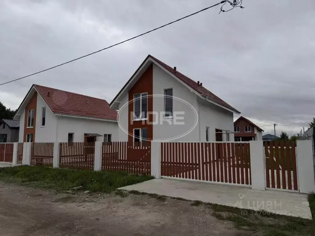 Дом в Калининградская область, Гурьевский муниципальный округ, пос. ... - Фото 1