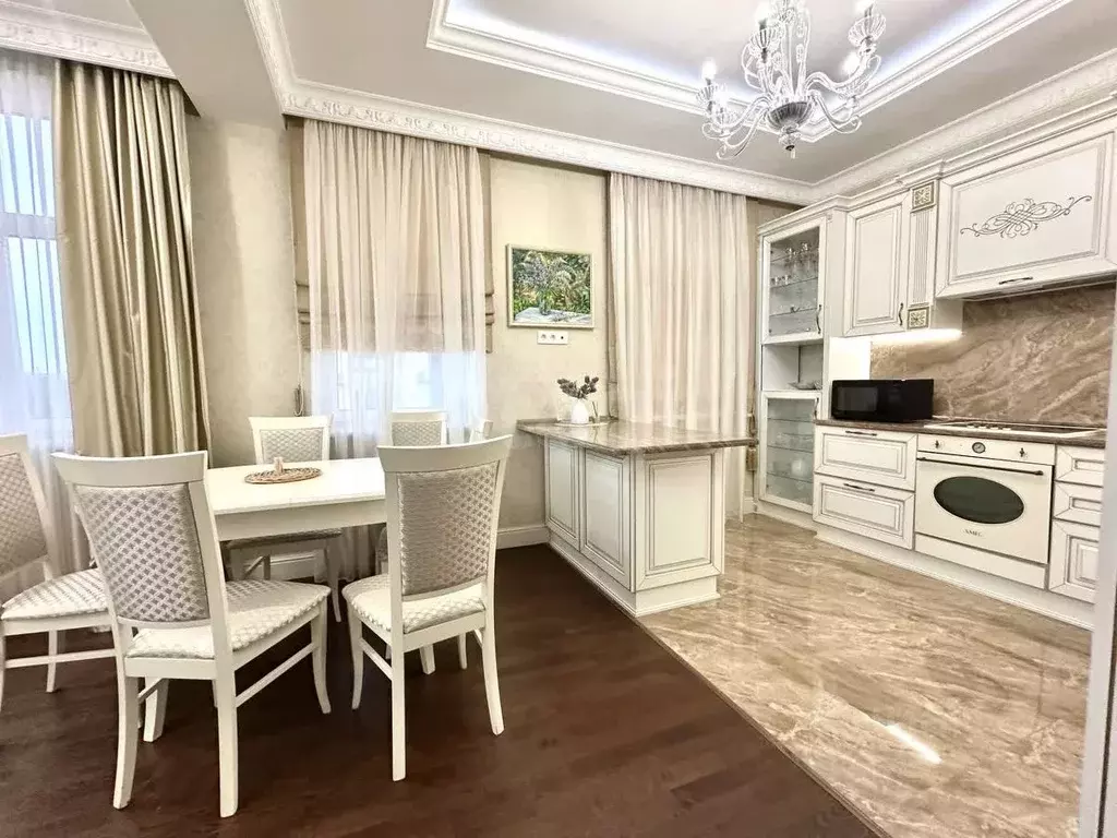 3-к кв. Татарстан, Казань ул. Айвазовского, 16 (95.0 м) - Фото 0
