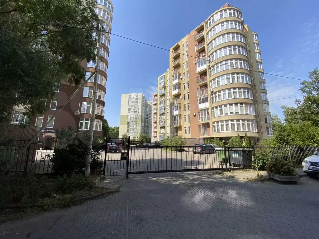 2-к. квартира, 70 м, 3/9 эт. - Фото 1