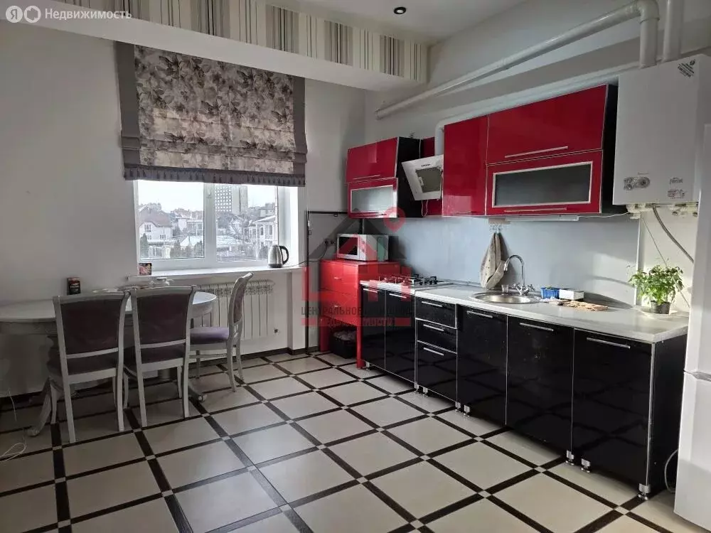 2-комнатная квартира: Ессентуки, Воронцовская улица, 34А (72 м) - Фото 1