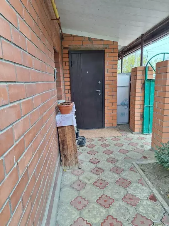 Дом в Ростовская область, Волгодонск ул. Серафимовича, 64/26 (57 м) - Фото 1