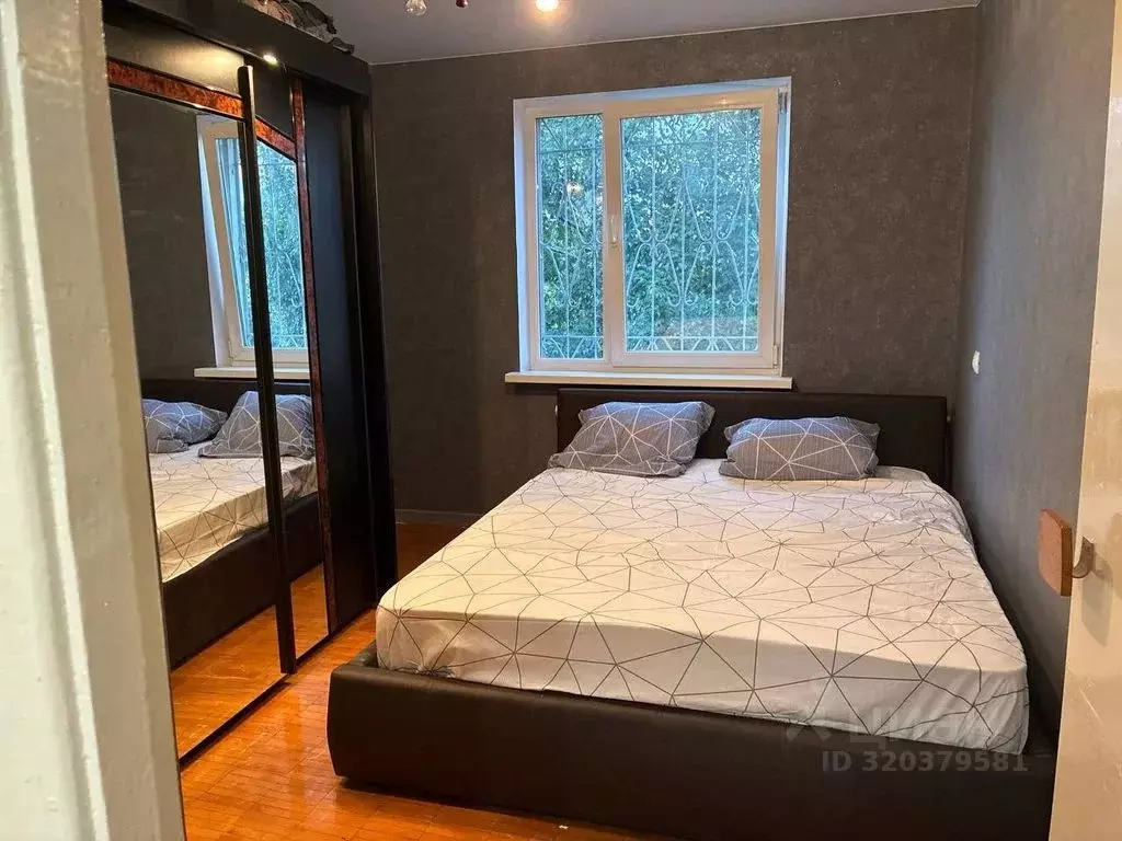 2-к кв. Свердловская область, Екатеринбург ул. Пионеров, 10к2 (44.0 м) - Фото 1