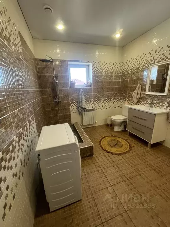 Коттедж в Оренбургская область, Оренбургский район, с. Подгородняя ... - Фото 1