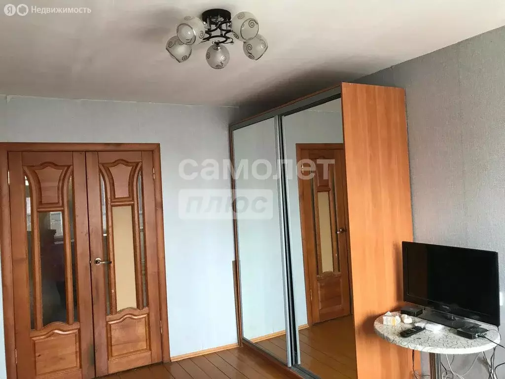 3-комнатная квартира: Киров, улица Андрея Упита, 4 (59.8 м) - Фото 0