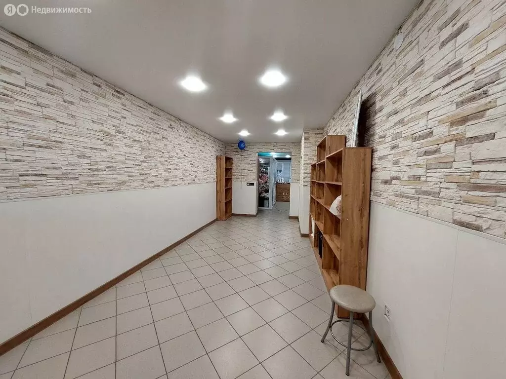 Торговая площадь (69.8 м) - Фото 1