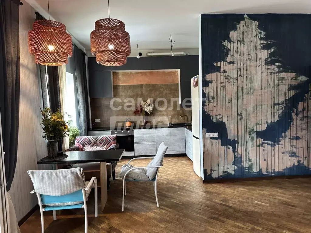 2-к кв. Свердловская область, Екатеринбург ул. Очеретина, 12 (88.0 м) - Фото 1