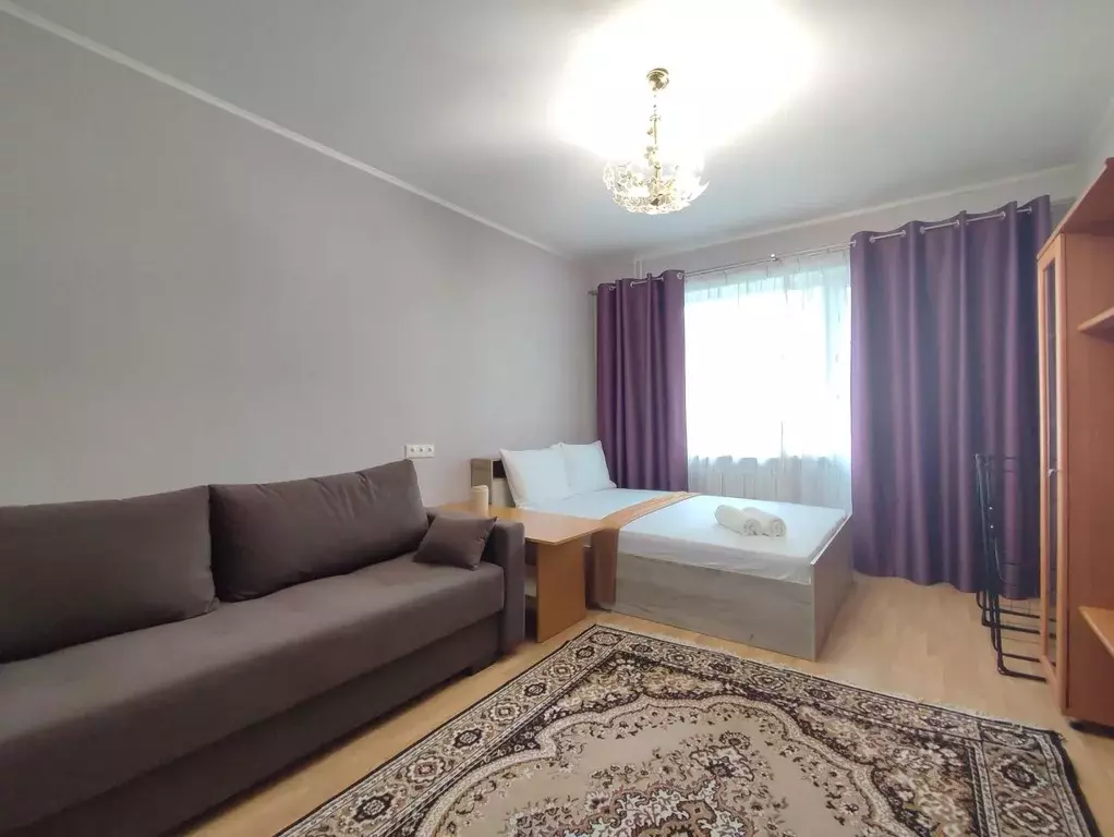 1-к кв. Омская область, Омск ул. Куйбышева, 136 (48.0 м) - Фото 2