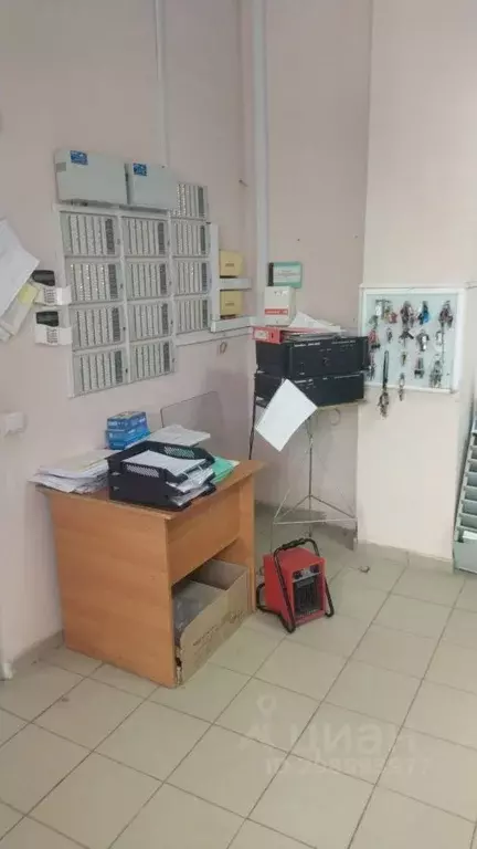 Помещение свободного назначения в Адыгея, Майкоп ул. Чкалова, 65 (34 ... - Фото 1