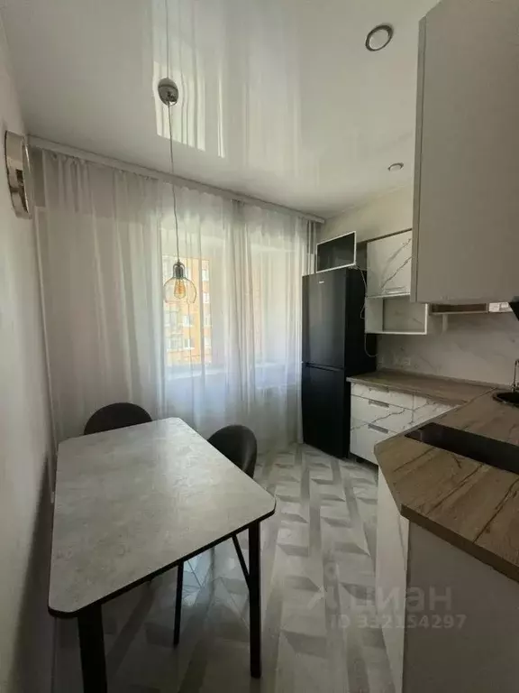 1-к кв. Иркутская область, Иркутск Братская ул., 7/15 (36.7 м) - Фото 2