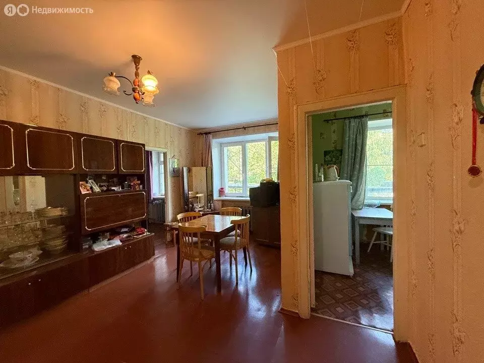 2-комнатная квартира: Приозерск, улица Калинина, 22 (41 м) - Фото 0