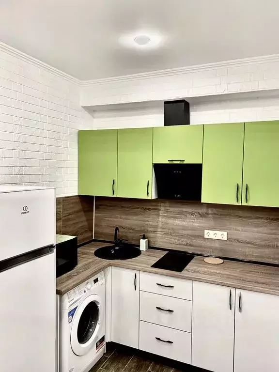 1-к кв. Краснодарский край, Сириус пгт ул. Цветочная, 17/7 (40.0 м) - Фото 1