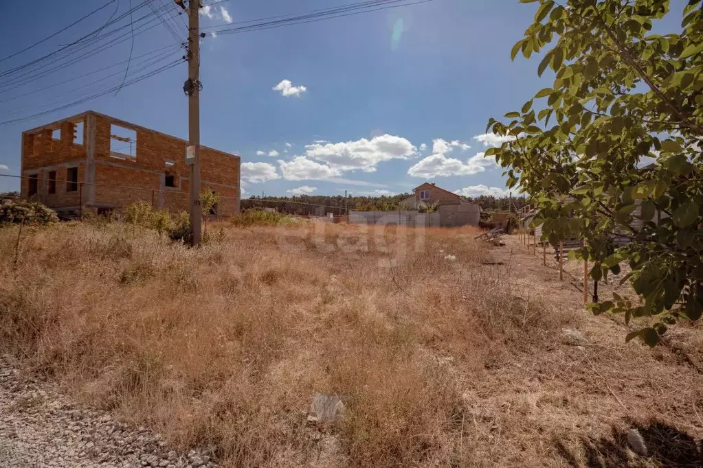 Участок в Крым, Бахчисарай ул. Василия Черного (6.0 сот.) - Фото 1