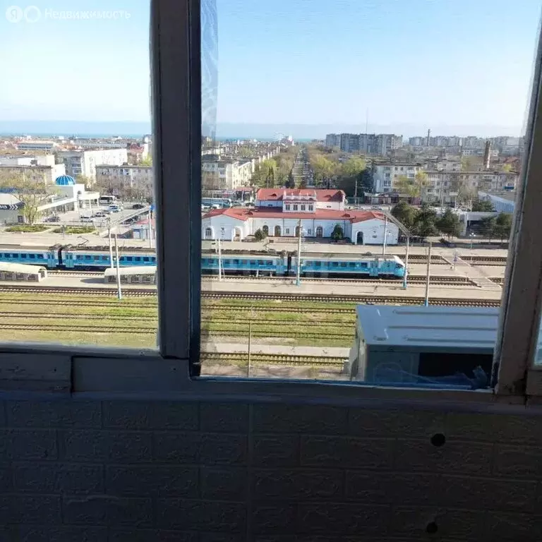 2-комнатная квартира: Евпатория, улица имени 60-летия Октября, 18А ... - Фото 0