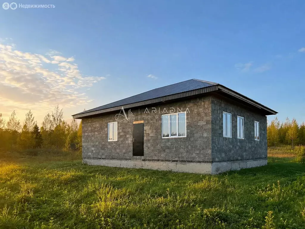 Дом в село Кушнаренково, Берёзовая улица (102.7 м) - Фото 1